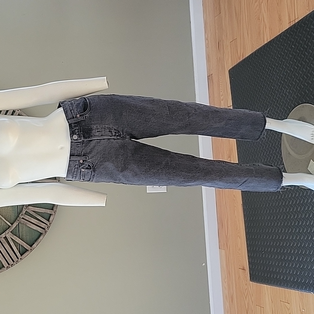 Levi's premium wedgie straight jean